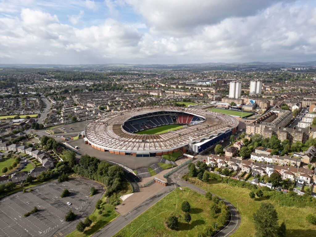 Luftbild von Hampden Park im Süden Glasgows
